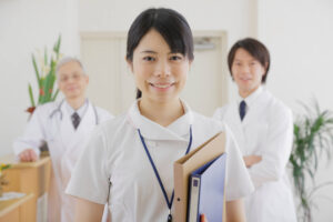 【必見】看護師転職サイトの仕組みを解説！本当に無料で利用できるのか？